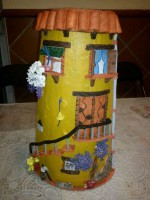 Teja decorada a mano. Handmade Decorated tiles.